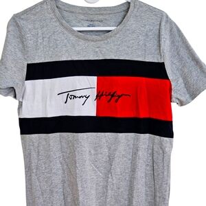 Tommy Hilfiger Men's Gray T-Shirt with Red and Black Accents